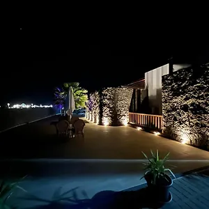 https://villa-little-star.in-canary-islands.com